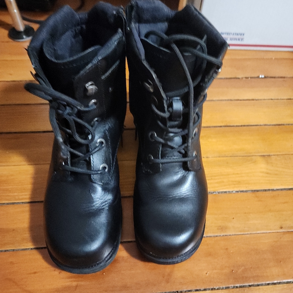 Harvey Davison boots